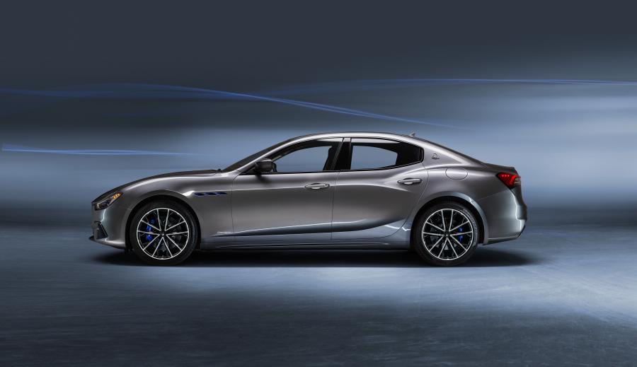  Maserati Ghibli GranSport Hybrid (M157) 2020 года  (фото 2 из 25)